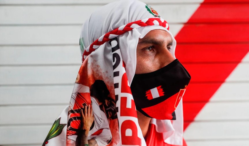 Turbantes rojiblanchos invaden Gamarra a días del repechaje para el Mundial Qatar&nbsp;2022