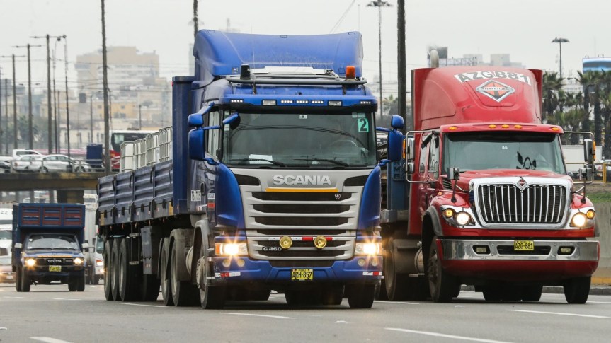 Gremio aclara que paro de transportistas es indefinido y no solo el lunes 27 y martes 28 de&nbsp;junio