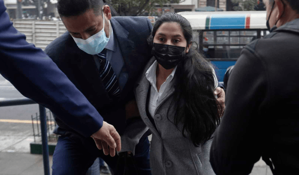 Yenifer Paredes llegó a la Fiscalía para declarar por presunto tráfico de&nbsp;influencias