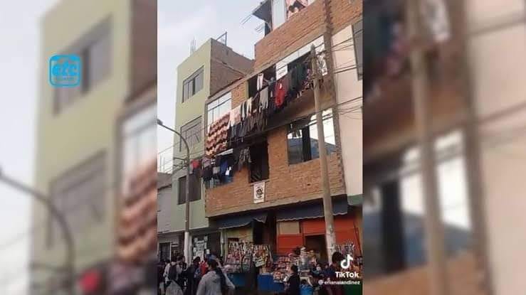 Lima: familia utiliza cables de alumbrado público para poner a secar su&nbsp;ropa