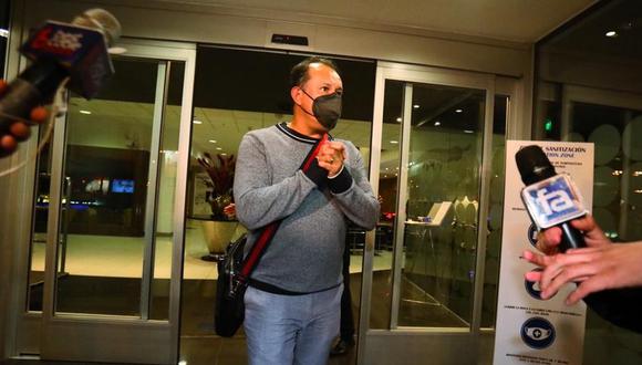Ya está en Perú: Juan Reynoso llegó esta madrugada para ser presentado como nuevo&nbsp;técnico