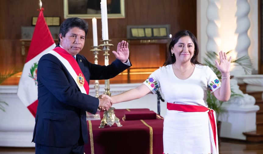 Kelly Portalatino jura como ministra de Salud tras salida de Jorge&nbsp;López