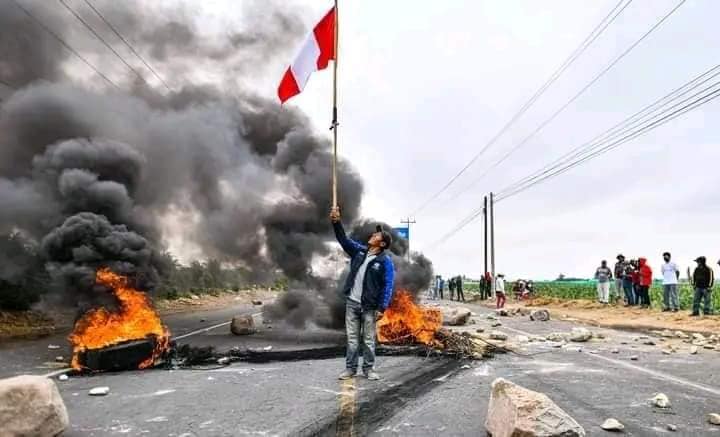 Población de más de 15 regiones realizan marchas para pedir el cierre del&nbsp;Congreso