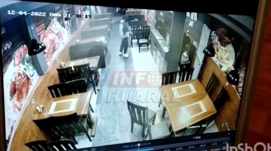 Cámaras de seguridad captan asalto a pollería «La&nbsp;Fogata»