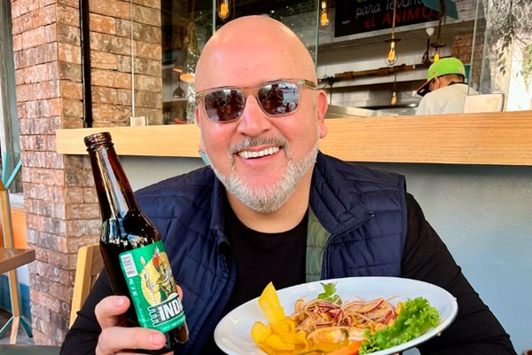 Beto Ortiz regresa a Perú tras 17 meses de estar en&nbsp;México