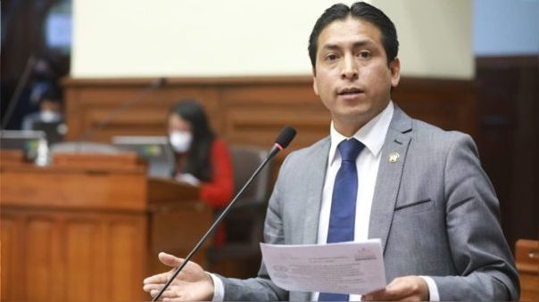 Comisión Permanente del Congreso aprobó informe final para inhabilitar por 10 años a Freddy&nbsp;Díaz