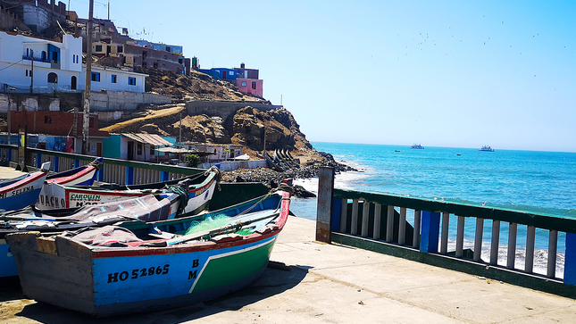 Puertos y caletas en Huaura, Huaral y Cañete continuarán cerrados por intensos&nbsp;oleajes