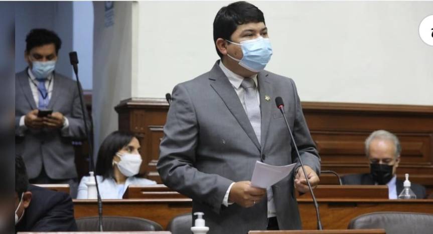 Esposa del congresista fujimorista Eduardo Castillo lo denuncia por violencia&nbsp;psicológica