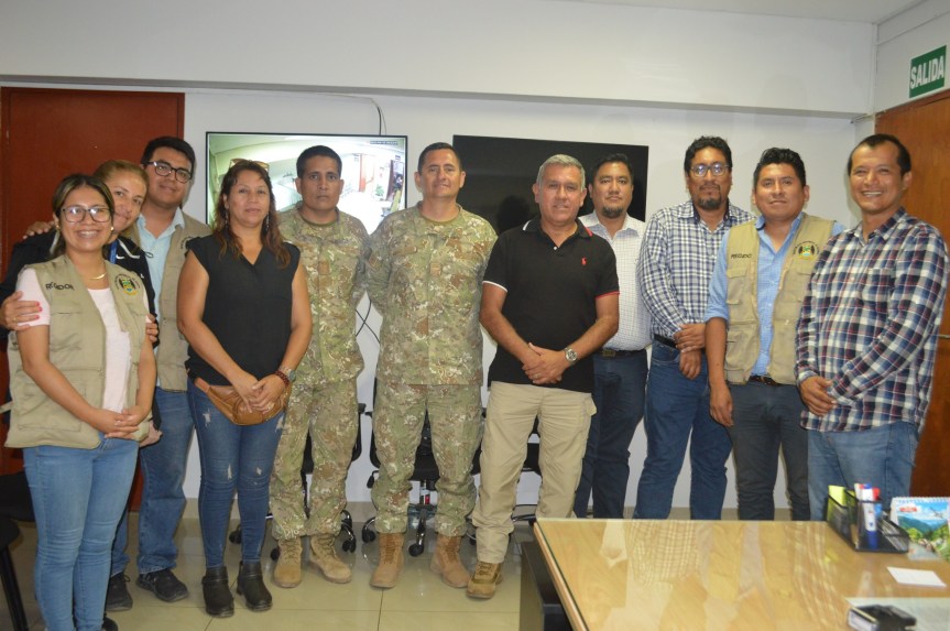 Ejército peruano respondió a pedido del alcalde Fernando Cárdenas y trajo maquinaria a&nbsp;Huaral
