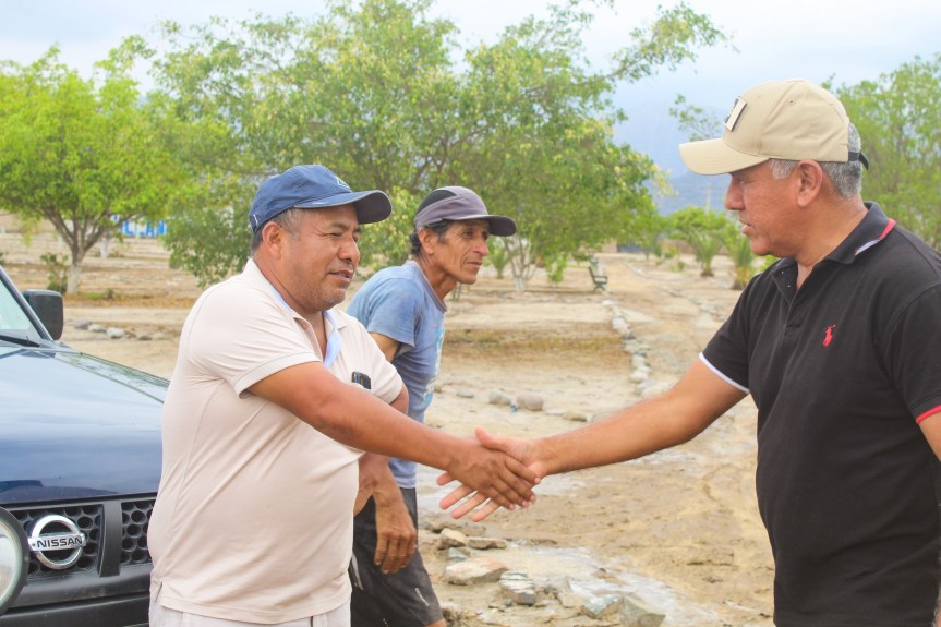 Maquinaria pesada de la Municipalidad Provincial de Huaral llega en apoyo a los pueblos del sector norte del&nbsp;distrito