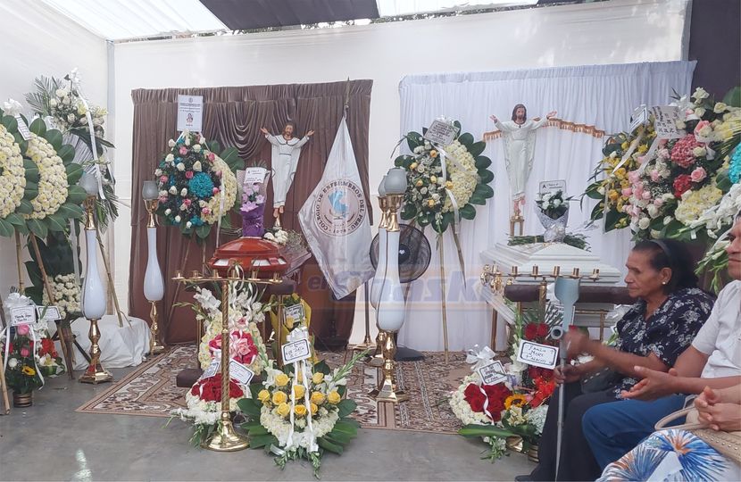 Cuerpos de madre e hijo víctimas de fatal accidente de tránsito son velados y mañana le darán el último&nbsp;adiós