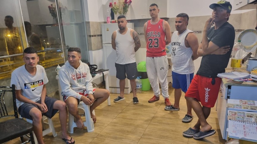 Punta Negra: Policía captura a siete extranjeros por presuntamente realizar préstamos ‘gota a&nbsp;gota’