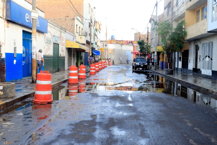 Intervienen avenida Cahuas y 28 de Julio para erradicar el comercio&nbsp;informal