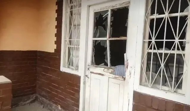 La Libertad: delincuentes lanzan explosivo en colegio y dejan sin material educativo a&nbsp;estudiantes