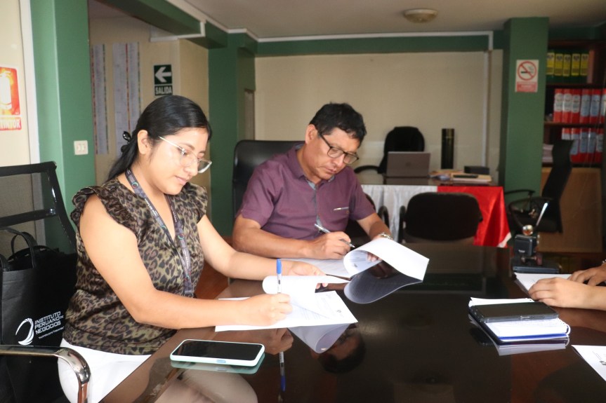 Municipalidad de Aucallama firma convenio marco para realización de programas educativos en favor de la&nbsp;juventud