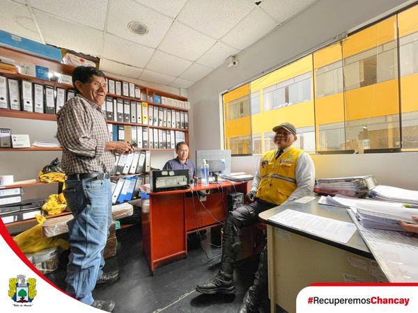 Chancay: Inspectores municipales devuelven celular extraviado a su&nbsp;dueño