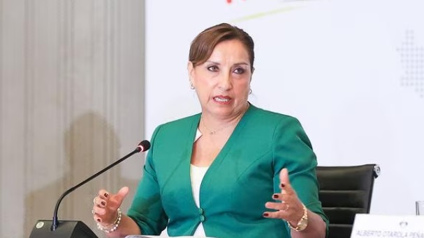 Dina Boluarte a López Obrador: «mucha ignorancia para tanta inteligencia del pueblo&nbsp;mexicano»