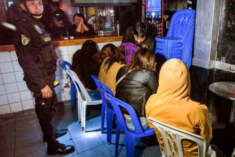 Policía rescata a más de 70 mujeres víctimas de explotación&nbsp;sexual