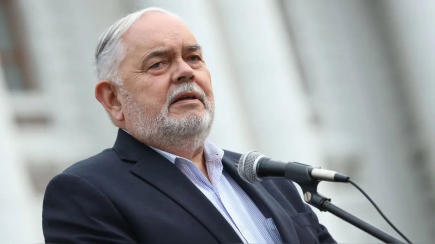 Montoya dice que sueldo de congresistas «no es justo» porque «ha habido una depreciación en el&nbsp;tiempo»