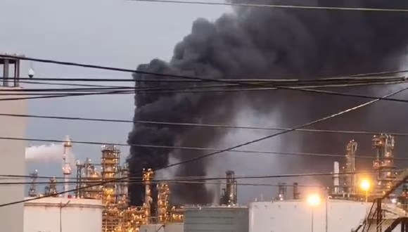 Piura: Bomberos controlan incendio en la nueva Refinería de&nbsp;Talara