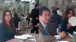 Gritan «corrupta» a congresista Patricia Chirinos en restaurante de San&nbsp;Isidro