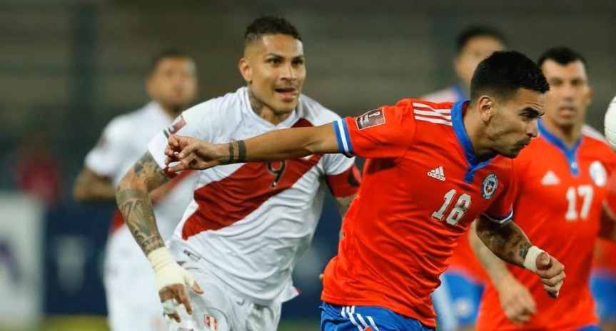 A qué hora juegan Perú vs. Chile hoy en Santiago por&nbsp;Eliminatorias