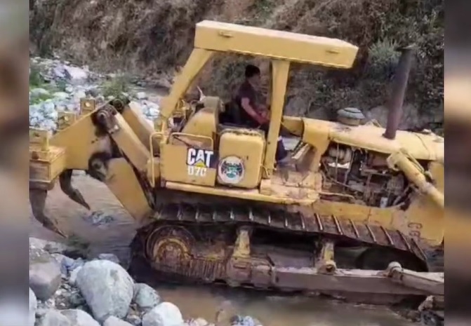 Se realizan trabajos de limpieza y descolmatación en zonas de peligro en la comunidad de la Perla, Atavillos&nbsp;Bajo