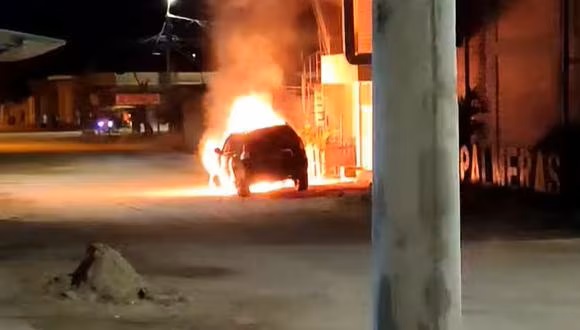 Queman vehículo de periodista que denunció red de corrupción donde se involucra a Guillermo&nbsp;Bermejo