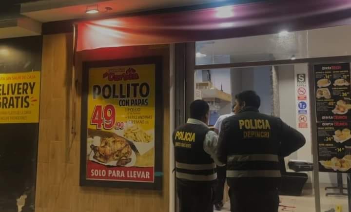 Efectivo policial se enfrenta a asaltantes en pollería y abate a uno de&nbsp;ellos