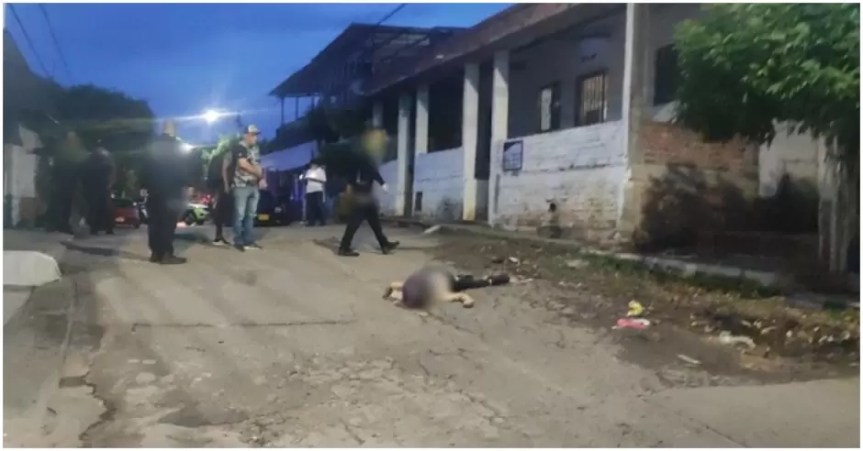 ¡No se salieron con la suya! Policía abate a ladrón que intentó robarle en su hogar y hiere a su&nbsp;cómplice