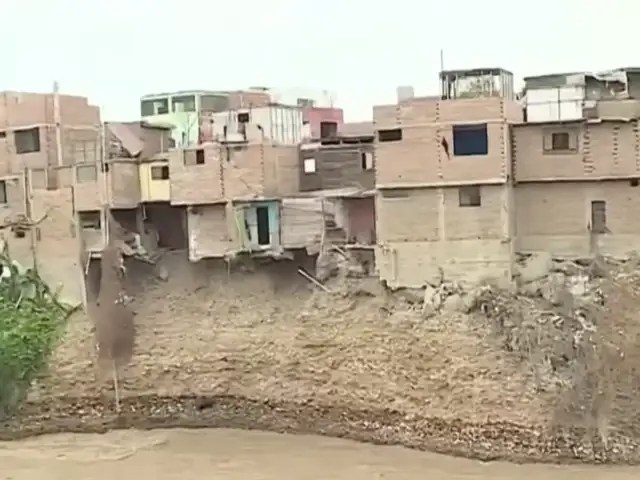 San Martín de Porres: Viviendas en riesgo de colapsar por aumento del caudal del río&nbsp;Rímac
