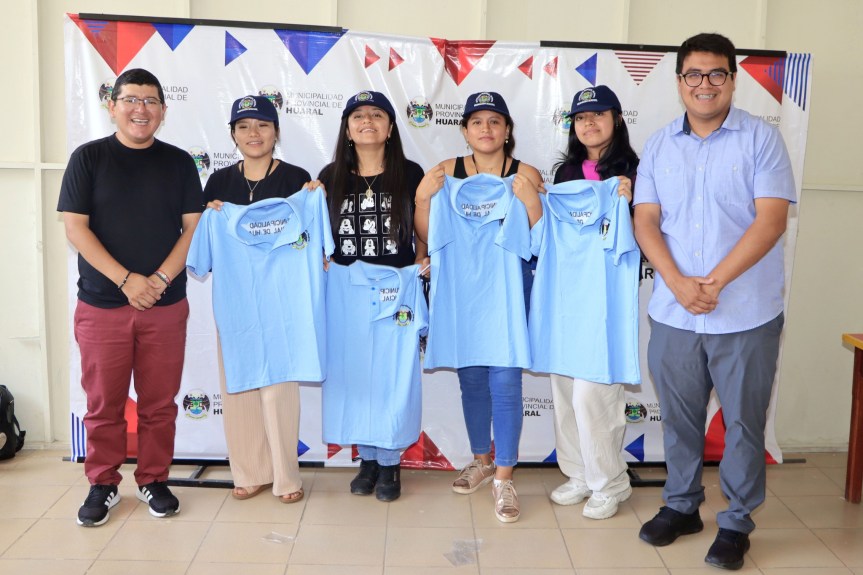 Integrantes del Voluntariado Municipal de la MPH recibieron polos, gorros y&nbsp;credenciales