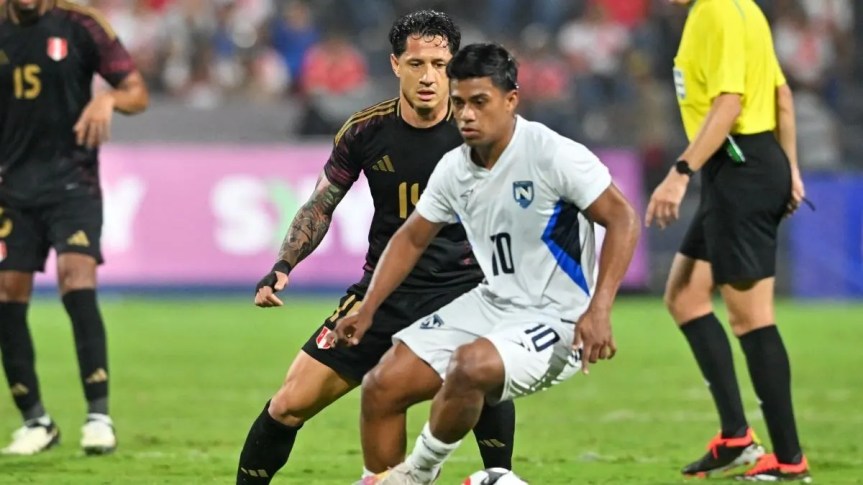 Gianluca Lapadula llevó la cinta de capitán tras la salida de Paolo Guerrero en amistoso ante&nbsp;Nicaragua
