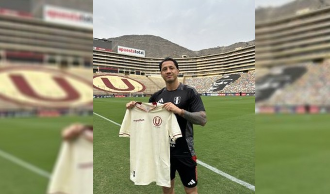Gianluca Lapadula tras recibir camiseta de Universitario: “Está&nbsp;hermosa”