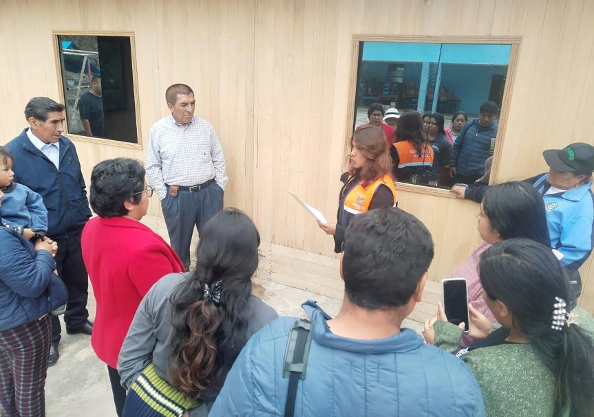 Comuna huaralina hizo entrega de aula pre fabricada a la I.E. Los Atavillos en la Perla&nbsp;Chaupis