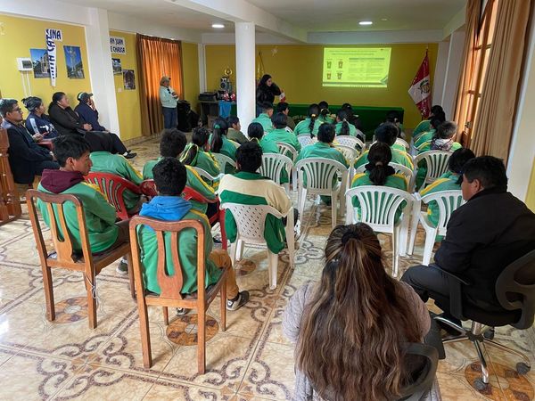 MPH desarrolló charla sobre manejo de residuos sólidos a estudiantes de la I.E. Santa Cruz de&nbsp;Andamarca
