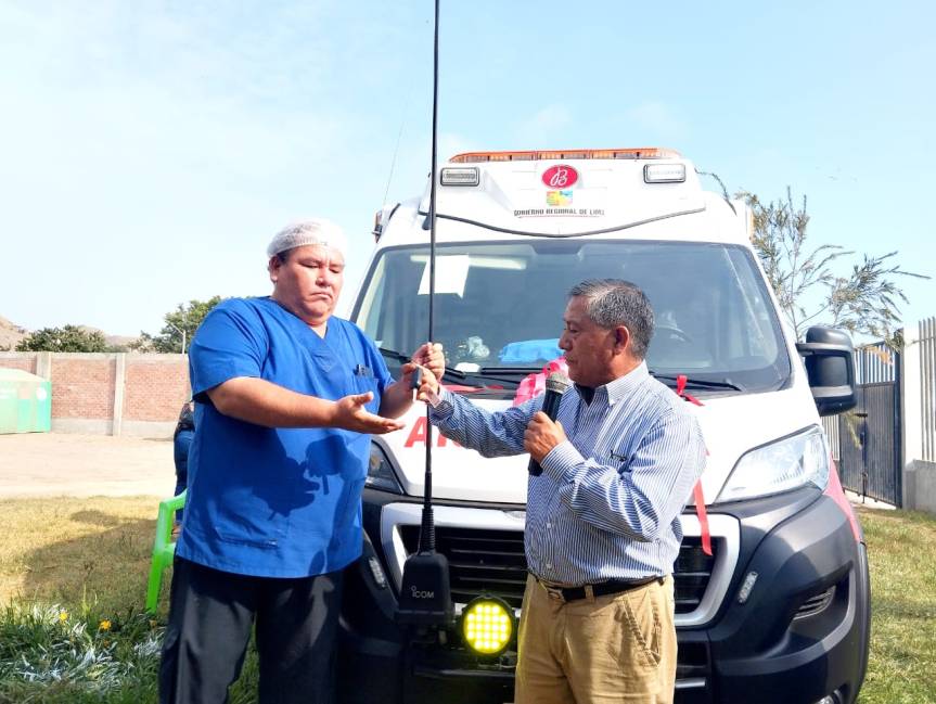 Ambulancia tipo II totalmente equipada para beneficio de la población recibió el Centro de Salud de Pampa&nbsp;Libre