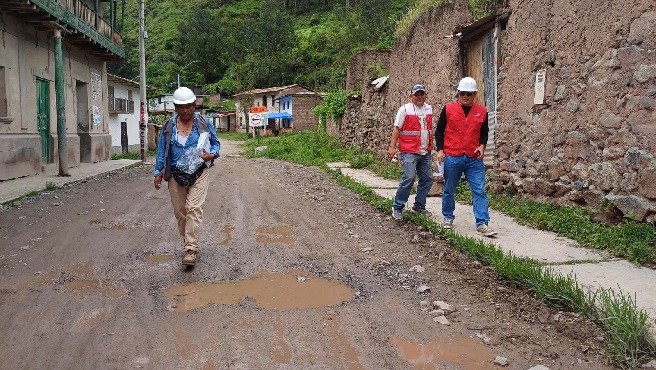 Deficiencias en expediente técnico y sobrevaloración de costos en obra vial en localidad de&nbsp;Obrajillo