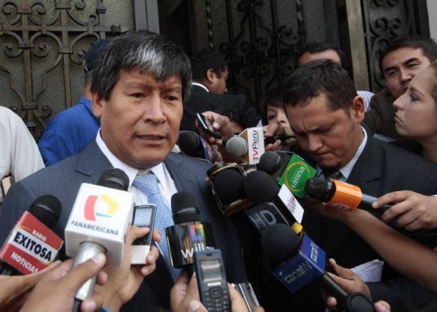 Wilfredo Oscorima anuncia marcha contra Dina si no cumple con el presupuesto que&nbsp;pidió