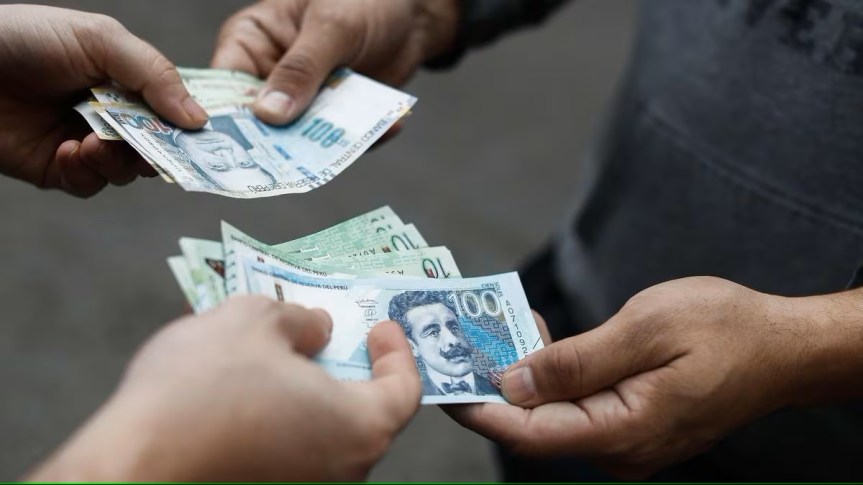 Sueldo mínimo no será de 1,545 soles, pero se prevé&nbsp;aumento