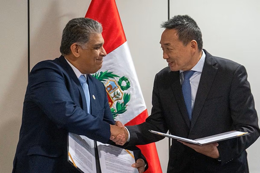 Megapuerto de Chancay: Migraciones y Cosco Shipping firman convenio para facilitar el control&nbsp;migratorio