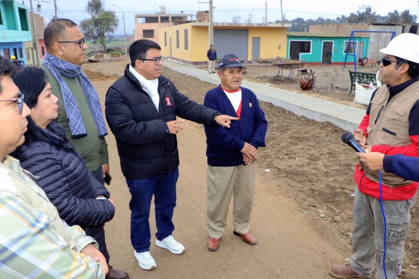 Pistas y veredas en el C.P. Nueva Estrella y la Macarena se encuentran al 70% de&nbsp;ejecución