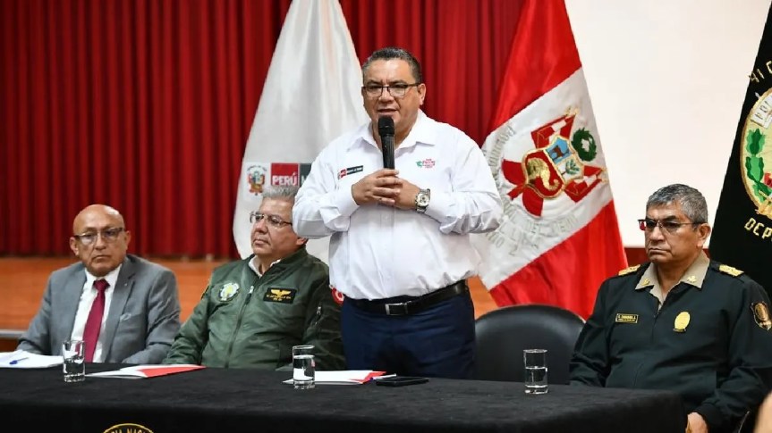 Difunden audio en el que Juan José Santivañez habría asegurado que generales de la Policía protegen a Vladimir&nbsp;Cerrón