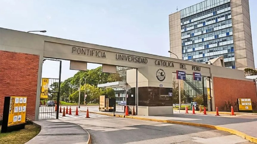 PUCP cancela obra teatro y pide disculpas por «mal uso de símbolos&nbsp;religiosos»