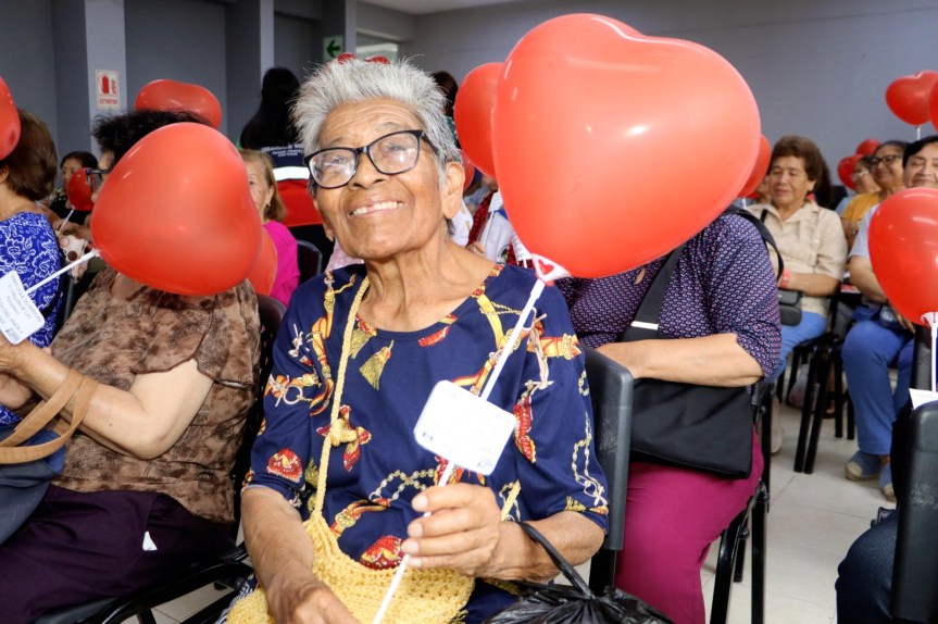 Municipalidad de Huaral celebró el Día del Amor y la Amistad con los adultos&nbsp;mayores