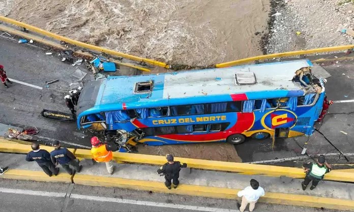 Verónica Zambrano, presidenta de Ositrán, sobre tragedia del puente Chancay: “Con lluvia o sin lluvia, el puente se iba a&nbsp;caer”