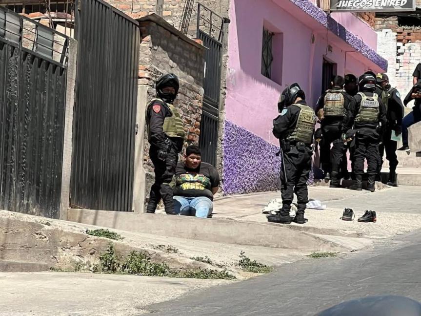 Arequipa: capturan a tres extorsi**onadores venezolanos con gra**nada de&nbsp;gue**rra
