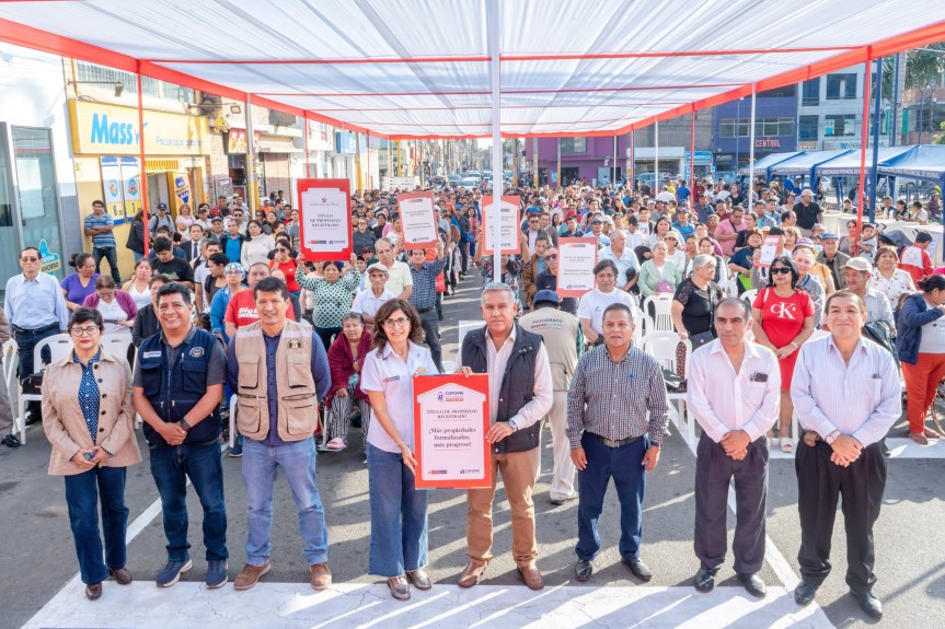 Entrega histórica de 1200 títulos de propiedad en el 49° aniversario de la provincia de&nbsp;Huaral