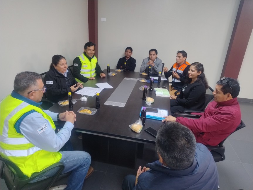 Importante reunión de trabajo entre Municipalidad de Aucallama y concesionaria UNNA&nbsp;Transporte