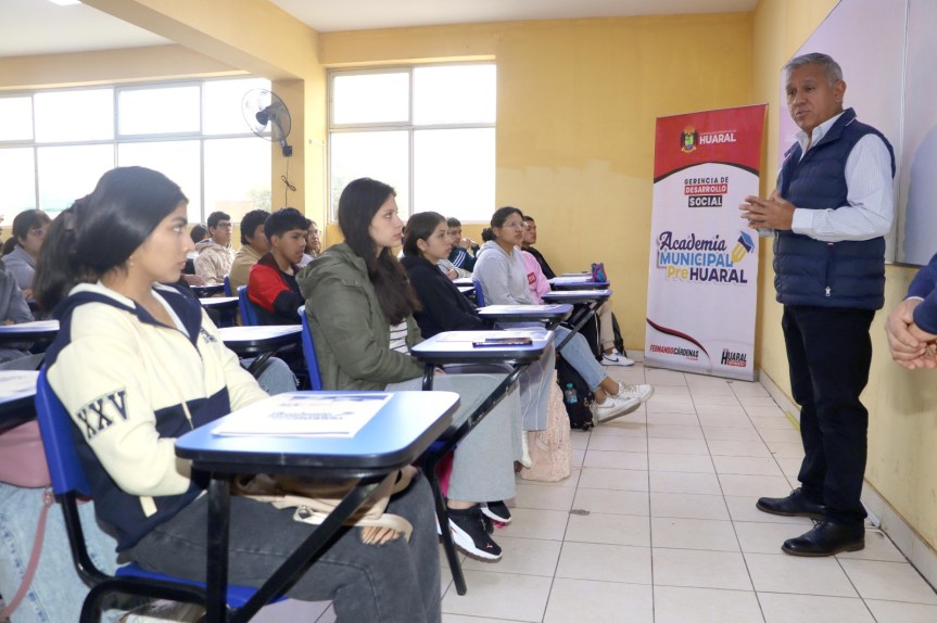 Se inaugura el ciclo académico de la Academia Municipal Pre Huaral con más de 300&nbsp;estudiantes